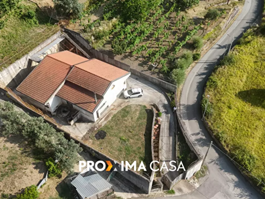 Immagine 57 di Villa in vendita  in Via Del Canale a Salerno