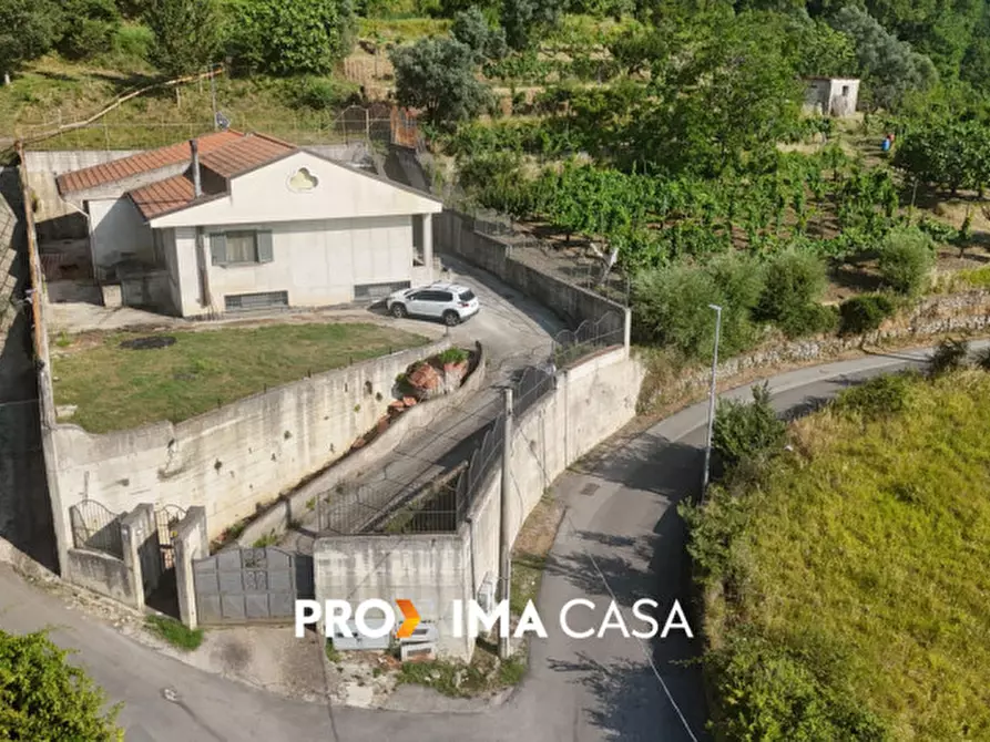 Immagine 58 di Villa in vendita  in Via Del Canale a Salerno