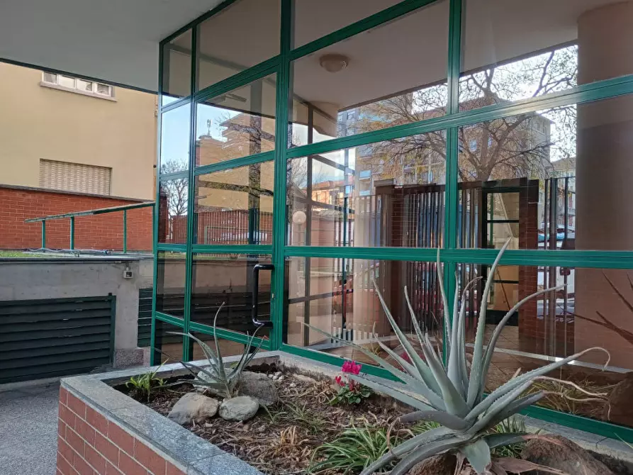 Immagine 2 di Posto auto in vendita  in Corso Filippo Brunelleschi 10 a Torino