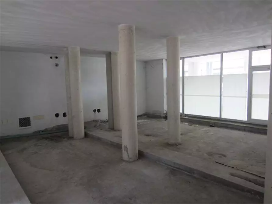 Immagine 4 di Negozio in vendita  in Piazza San Michele a Quarto D'altino