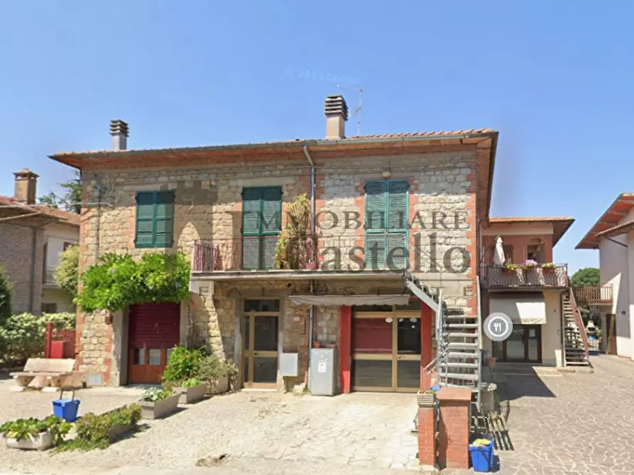 Immagine 1 di Villetta a schiera in vendita  a Castiglione Del Lago