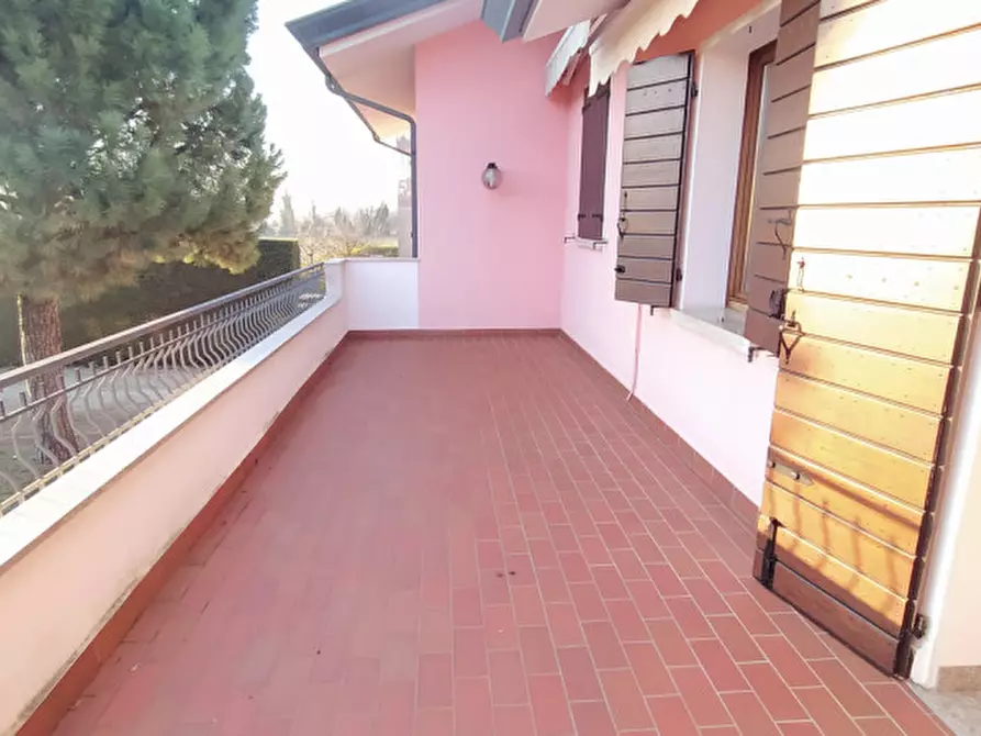 Immagine 4 di Casa bifamiliare in vendita  in via Polesine a Padova