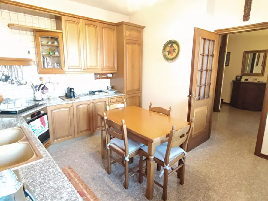 Immagine 5 di Casa bifamiliare in vendita  in via Polesine a Padova