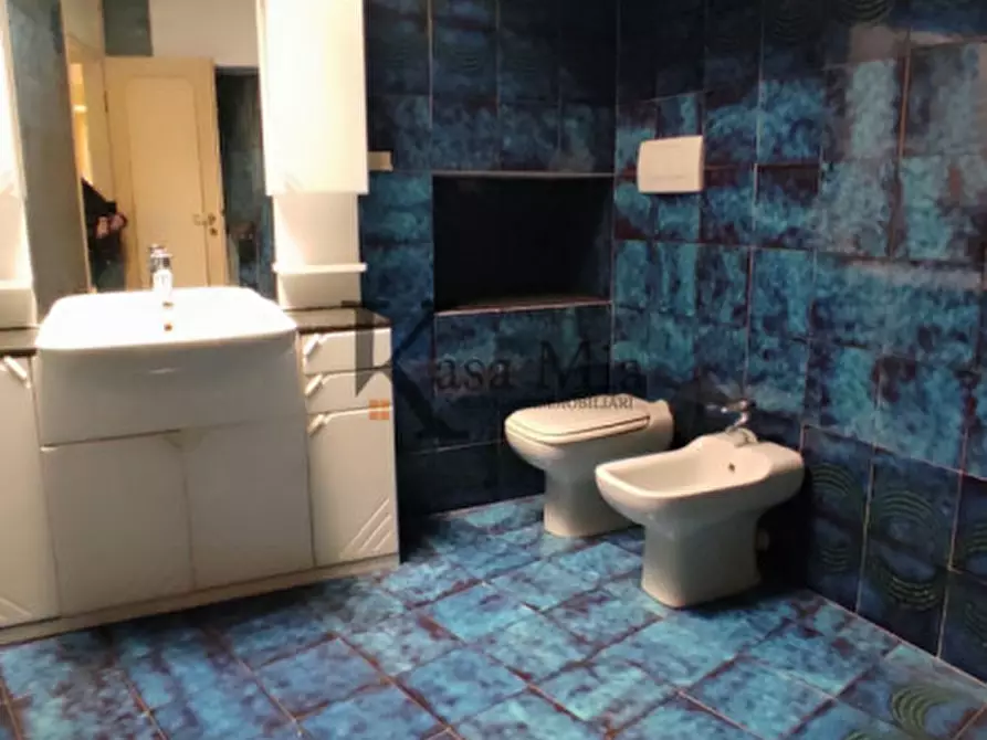 Immagine 25 di Appartamento in vendita  in via osasco 2 a Torino