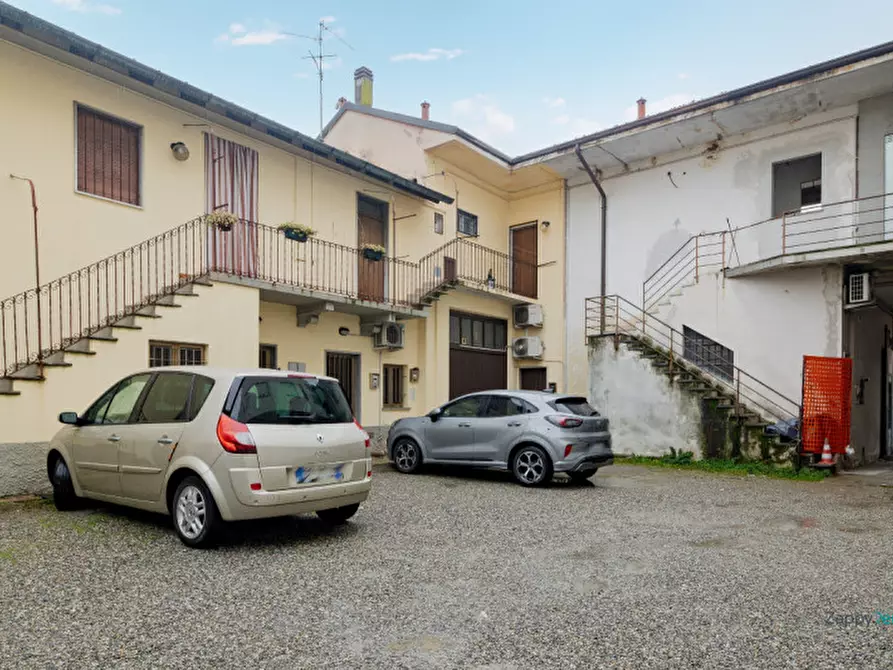 Immagine 37 di Appartamento in affitto  in Via G. Matteotti a Agrate Brianza