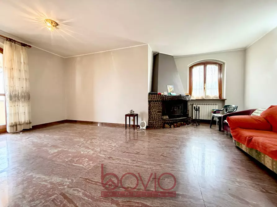 Immagine 5 di Appartamento in vendita  in VIA BORGARELLA 10 a San Mauro Torinese