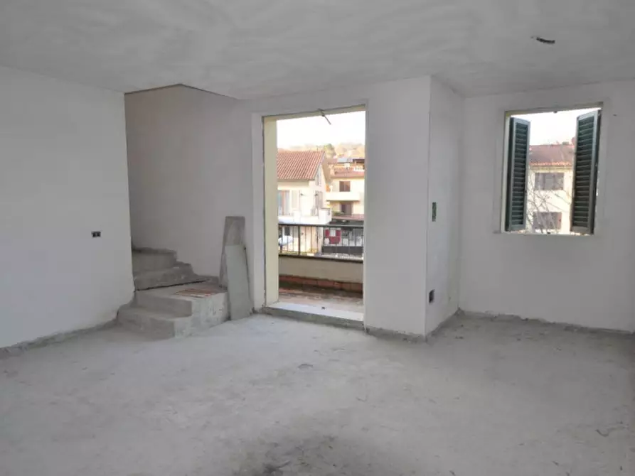 Immagine 2 di Appartamento in vendita  in via Bucciarelli Ducci a Terranuova Bracciolini