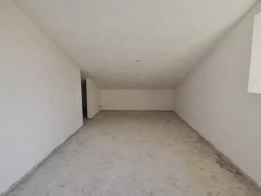 Immagine 9 di Appartamento in vendita  in via Bucciarelli Ducci a Terranuova Bracciolini