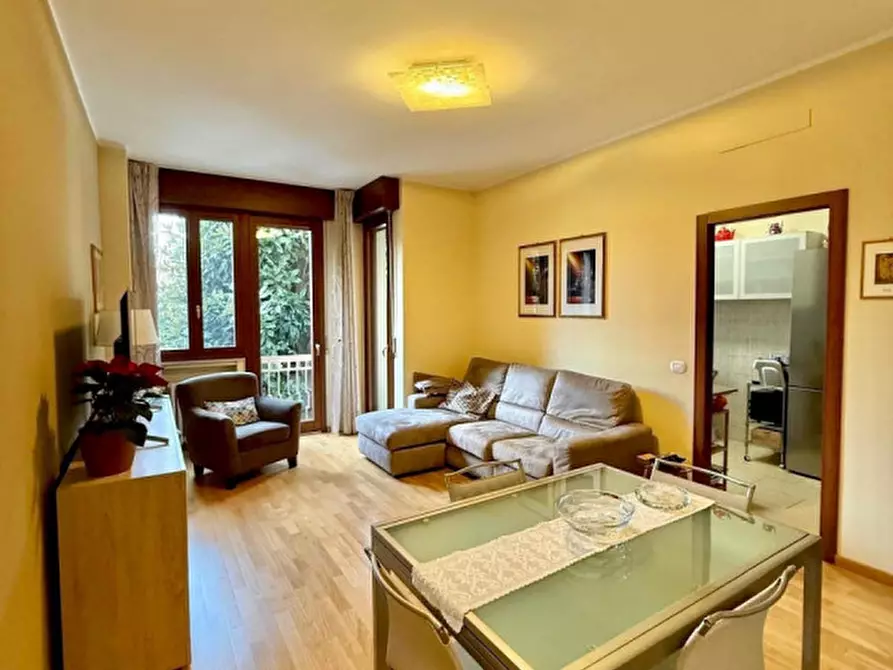 Immagine 1 di Appartamento in vendita  in Via Marzabotto a Parma