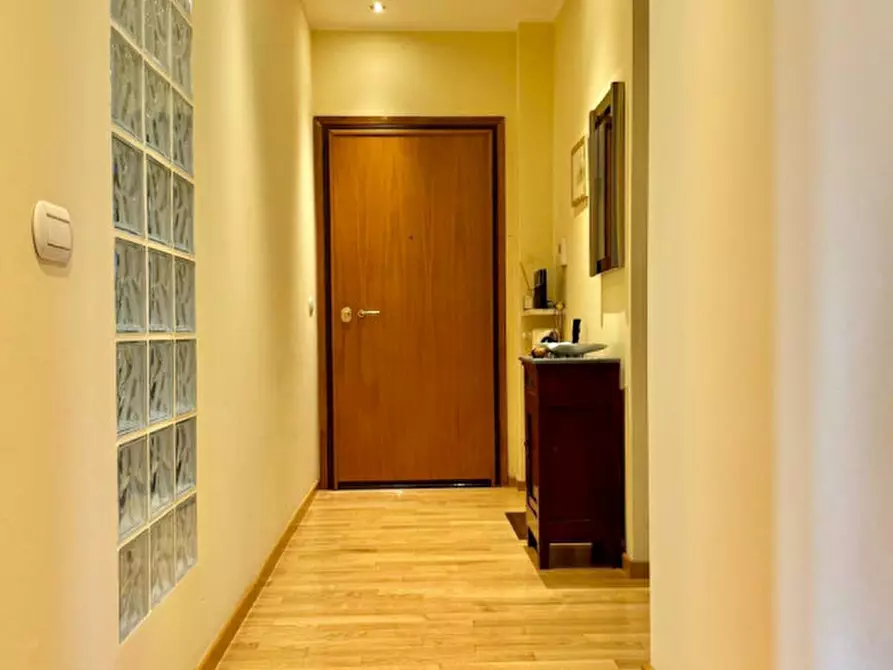 Immagine 3 di Appartamento in vendita  in Via Marzabotto a Parma