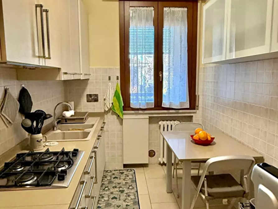 Immagine 5 di Appartamento in vendita  in Via Marzabotto a Parma