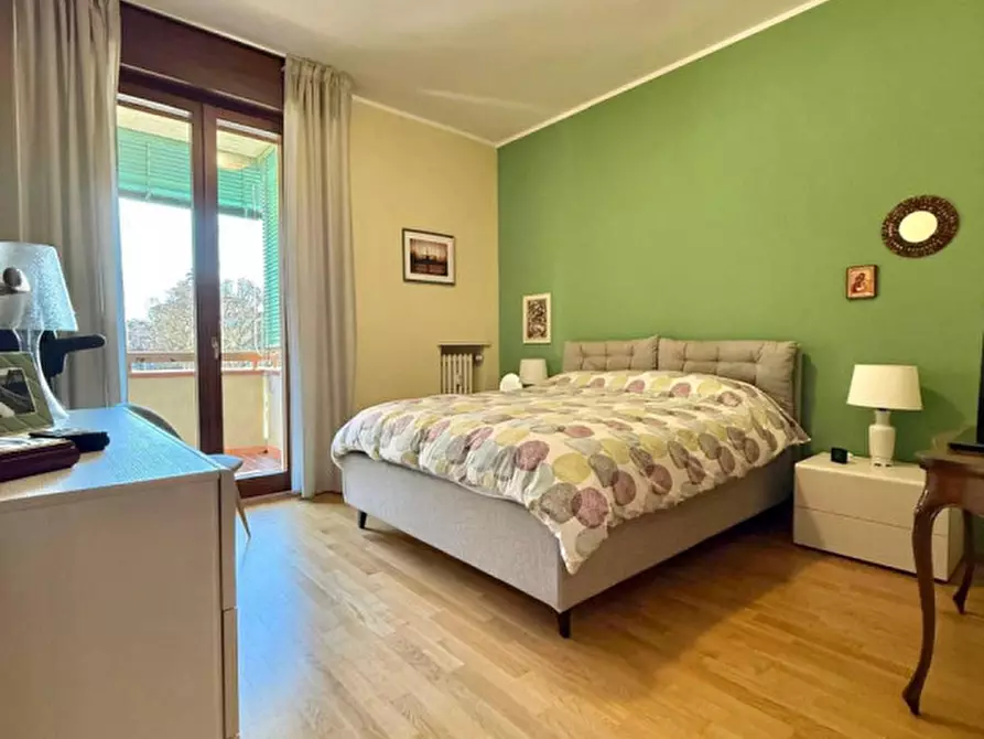 Immagine 10 di Appartamento in vendita  in Via Marzabotto a Parma