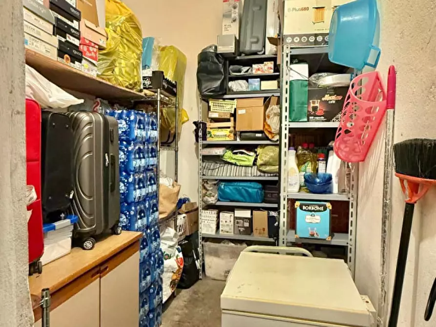 Immagine 18 di Appartamento in vendita  in Via Marzabotto a Parma