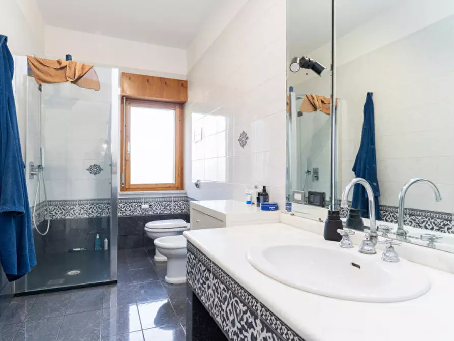 Immagine 6 di Appartamento in vendita  in Viale Crotone a Catanzaro