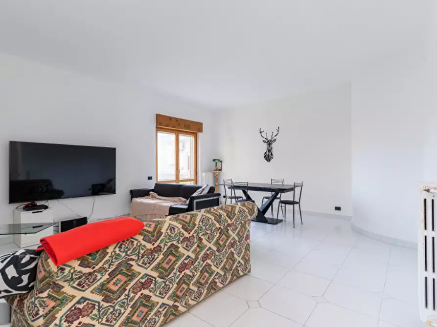 Immagine 10 di Appartamento in vendita  in Viale Crotone a Catanzaro