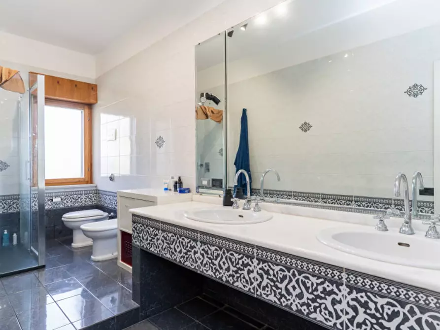 Immagine 31 di Appartamento in vendita  in Viale Crotone a Catanzaro