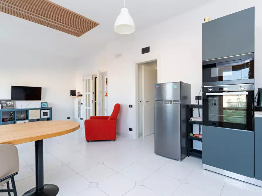 Immagine 44 di Appartamento in vendita  in Viale Crotone a Catanzaro