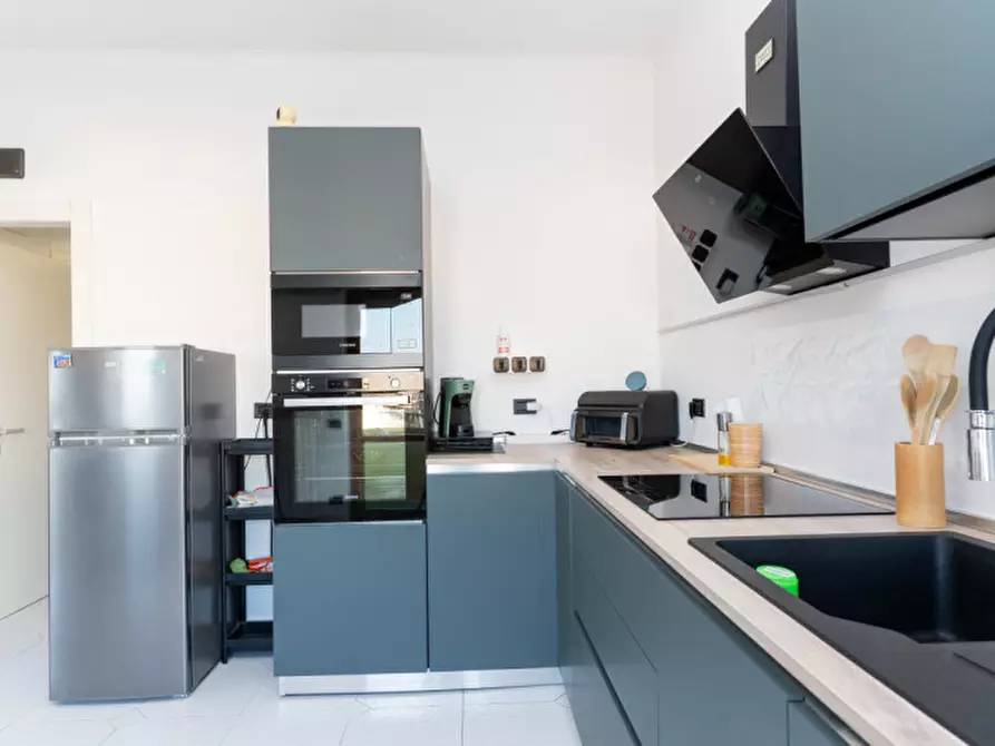 Immagine 45 di Appartamento in vendita  in Viale Crotone a Catanzaro