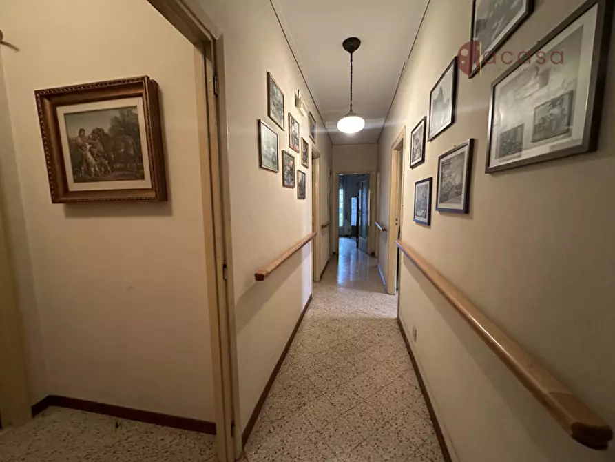 Immagine 6 di Appartamento in vendita  in Via Ammiraglio Carlo Bergamini 21 a Palermo