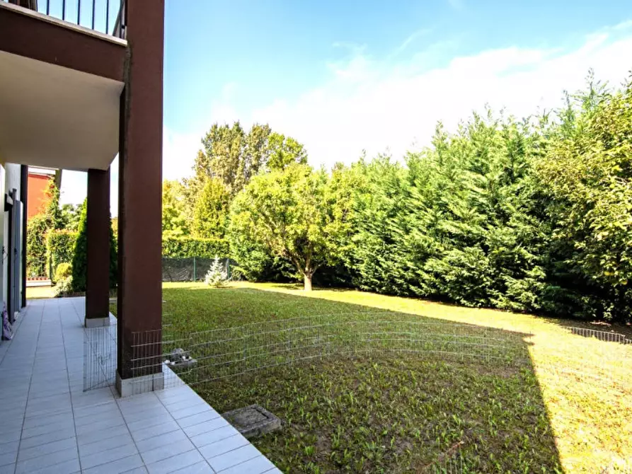 Immagine 10 di Casa trifamiliare in vendita  in Via Monteortone a Abano Terme