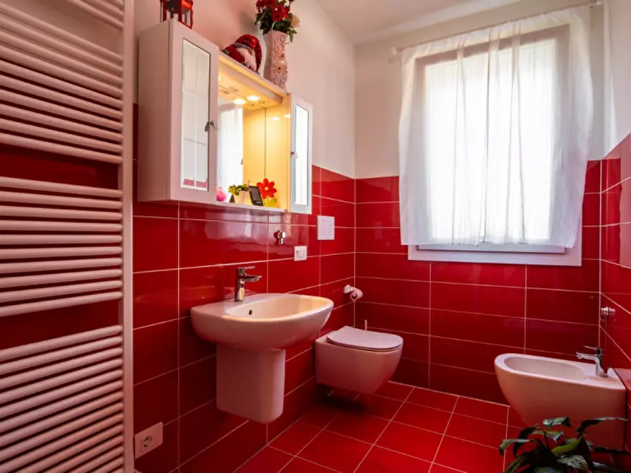 Immagine 12 di Casa trifamiliare in vendita  in Via Monteortone a Abano Terme