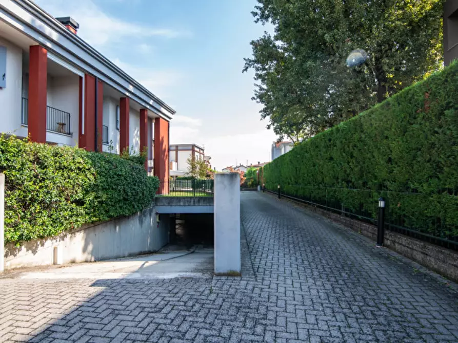 Immagine 25 di Casa trifamiliare in vendita  in Via Monteortone a Abano Terme