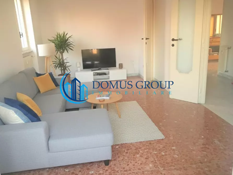 Immagine 1 di Appartamento in vendita  in Via Volpiano a Roma