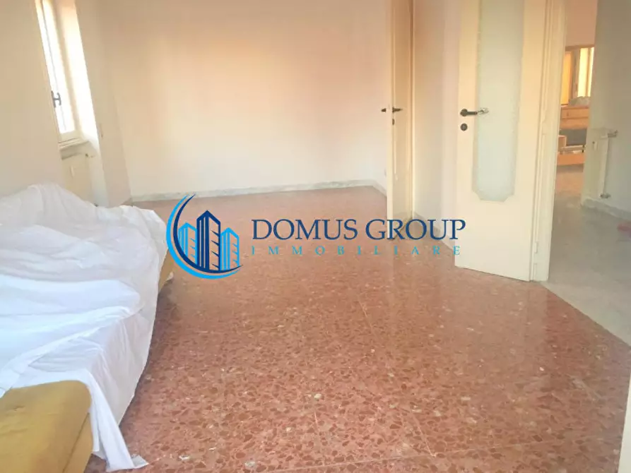 Immagine 2 di Appartamento in vendita  in Via Volpiano a Roma