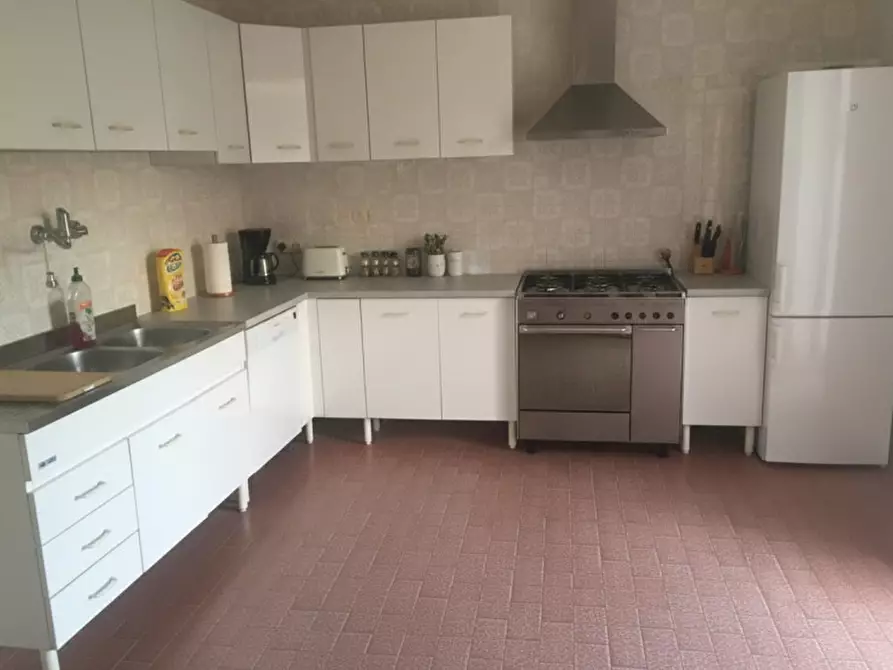 Immagine 6 di Appartamento in vendita  in Via Volpiano a Roma
