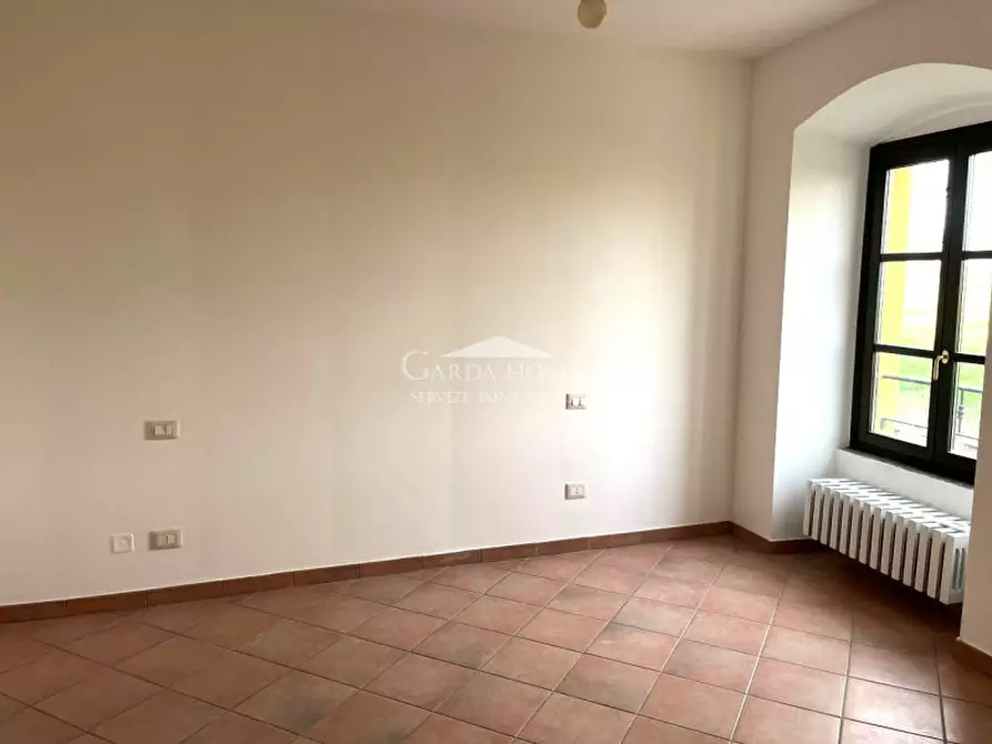 Immagine 11 di Appartamento in vendita  in Via Vaccarolo a Desenzano Del Garda