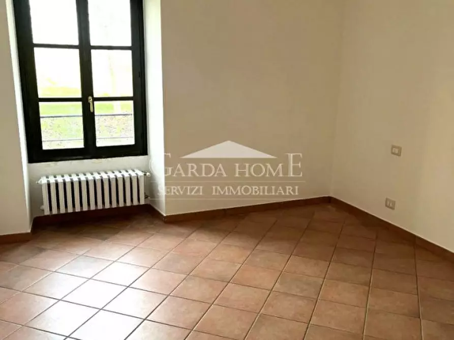 Immagine 13 di Appartamento in vendita  in Via Vaccarolo a Desenzano Del Garda