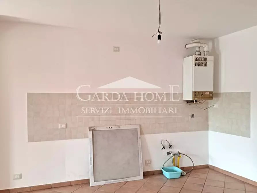 Immagine 14 di Appartamento in vendita  in Via Vaccarolo a Desenzano Del Garda