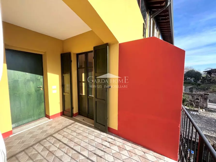 Immagine 20 di Appartamento in vendita  in Via Vaccarolo a Desenzano Del Garda