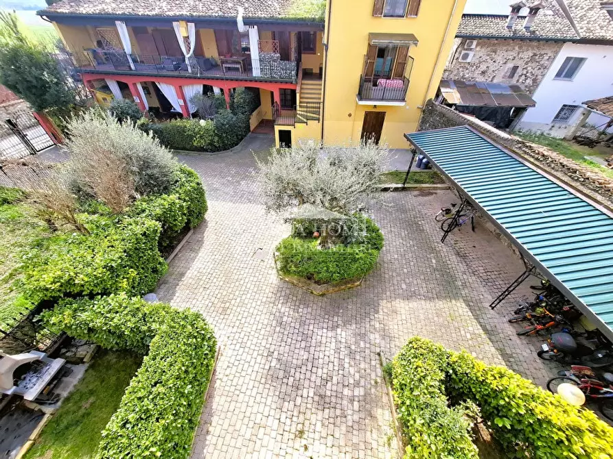 Immagine 25 di Appartamento in vendita  in Via Vaccarolo a Desenzano Del Garda