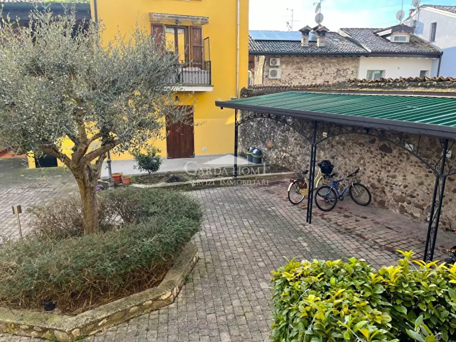 Immagine 29 di Appartamento in vendita  in Via Vaccarolo a Desenzano Del Garda