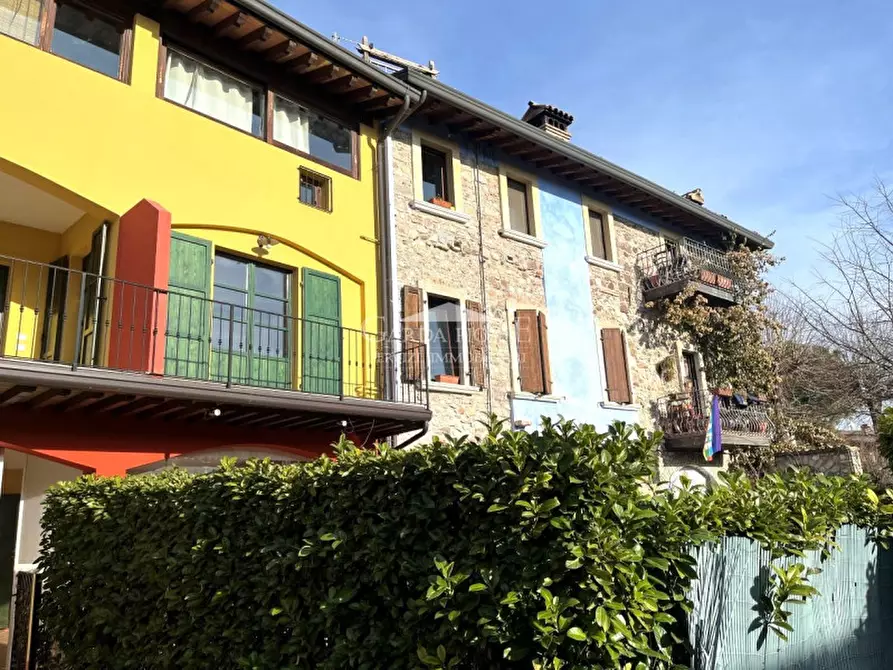 Immagine 31 di Appartamento in vendita  in Via Vaccarolo a Desenzano Del Garda