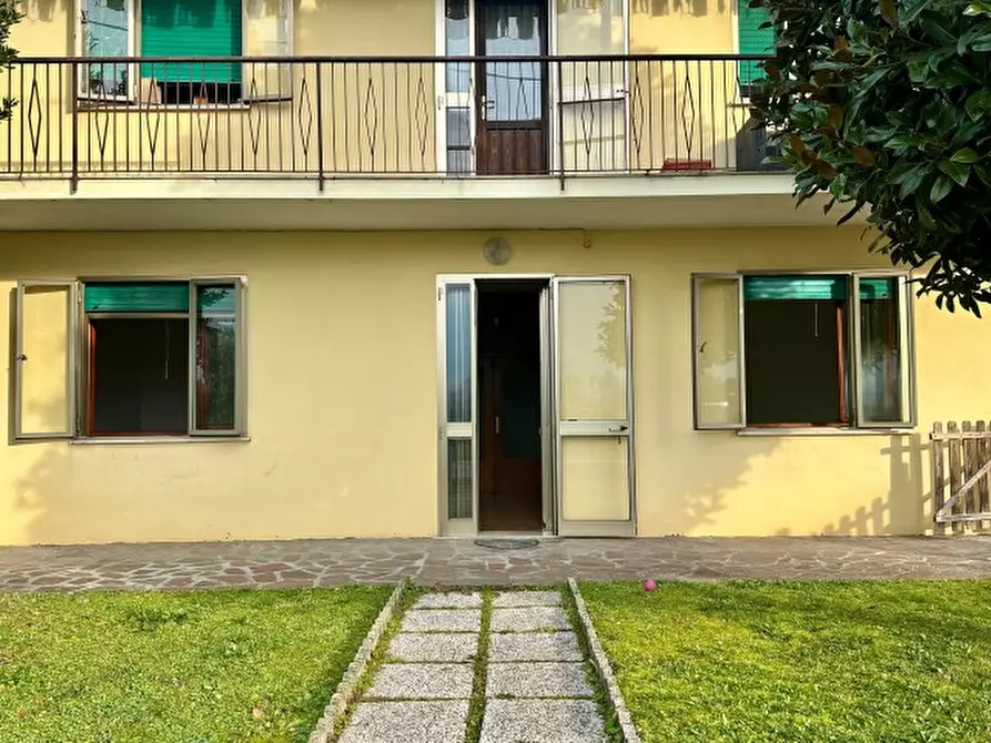 Immagine 4 di Casa bifamiliare in vendita  in Via Sottomarina a Abano Terme