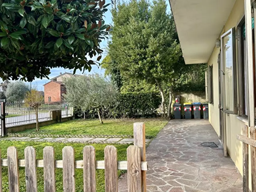 Immagine 24 di Appartamento in vendita  in Via Sottomarina a Abano Terme