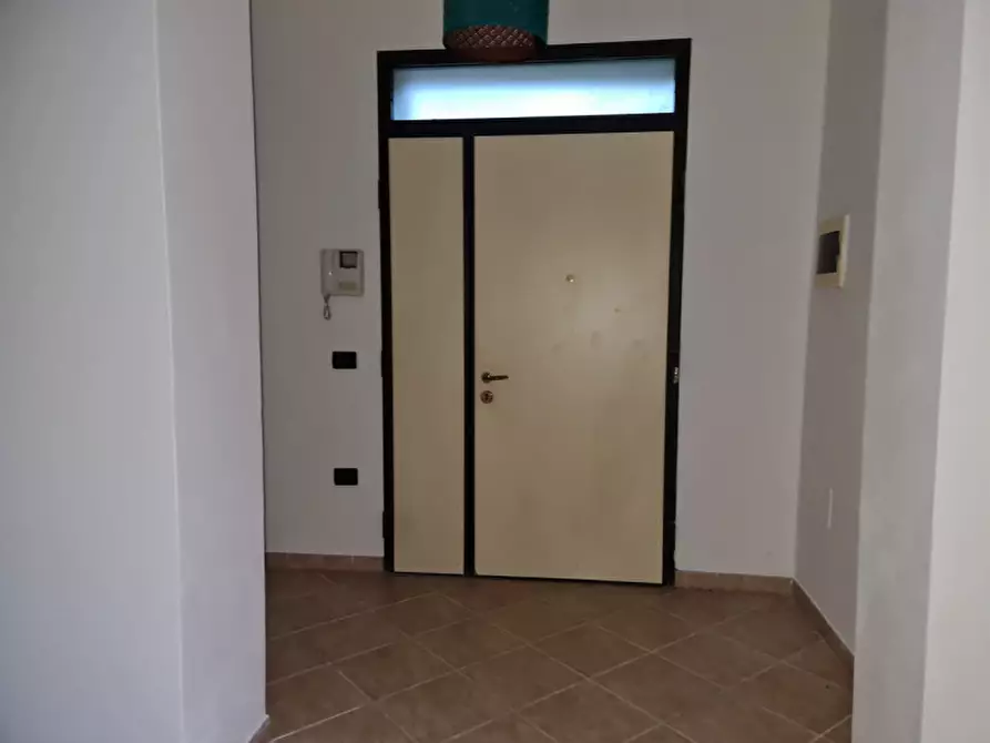 Immagine 8 di Appartamento in vendita  a Lendinara