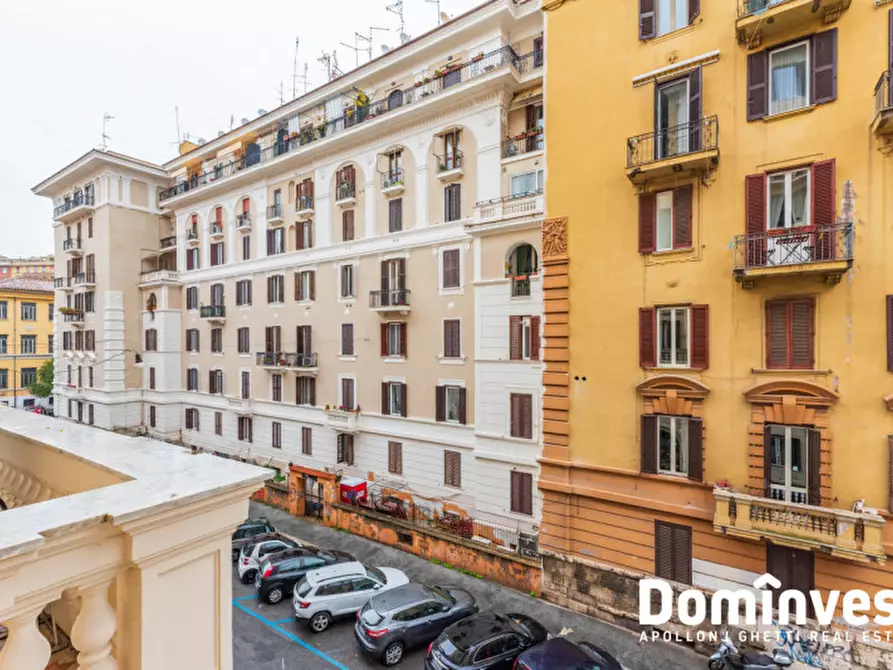 Immagine 35 di Appartamento in vendita  in Viale delle Milizie a Roma