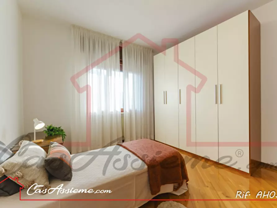 Immagine 30 di Casa indipendente in vendita  a Giavera Del Montello