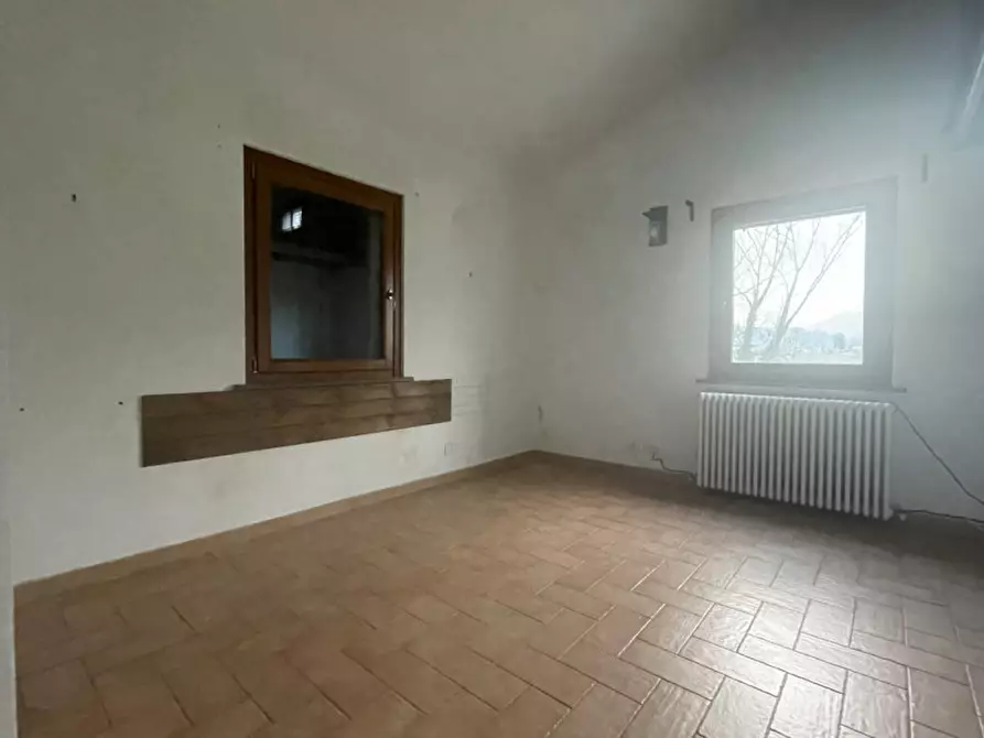 Immagine 10 di Casa trifamiliare in vendita  a Ancona