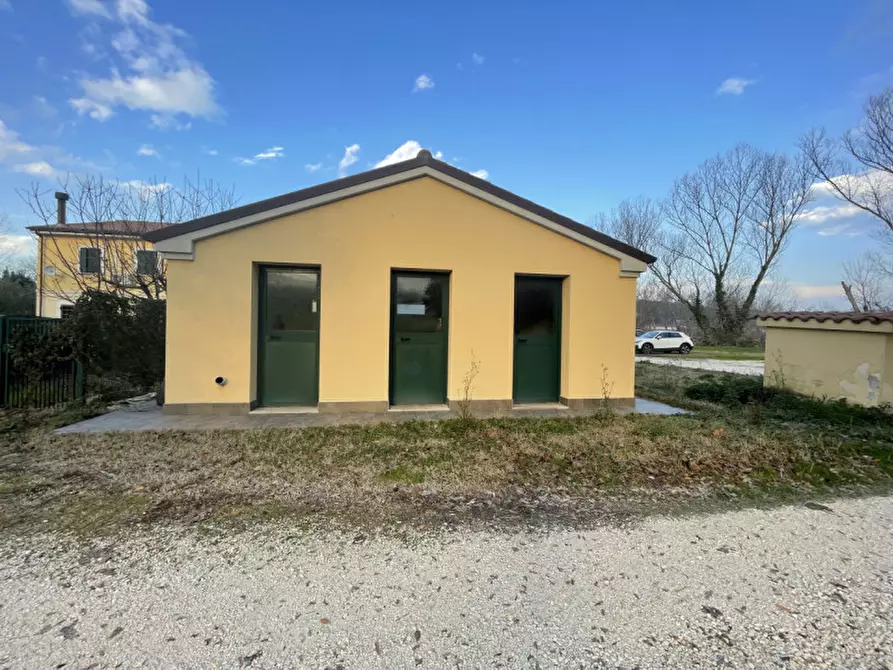 Immagine 23 di Casa trifamiliare in vendita  a Ancona