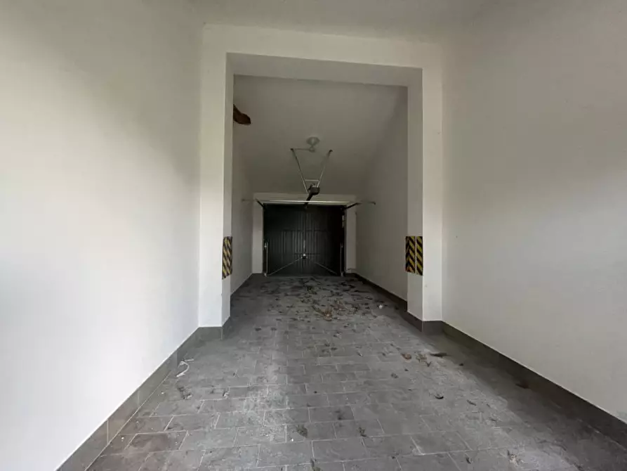 Immagine 24 di Casa trifamiliare in vendita  a Ancona