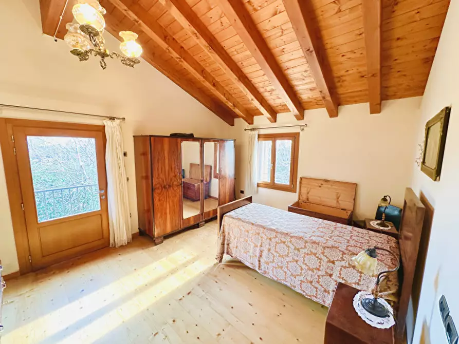 Immagine 18 di Casa indipendente in vendita  in Via Ca' Dolfin a Rosà