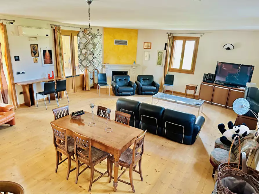 Immagine 23 di Casa indipendente in vendita  in Via Ca' Dolfin a Rosà