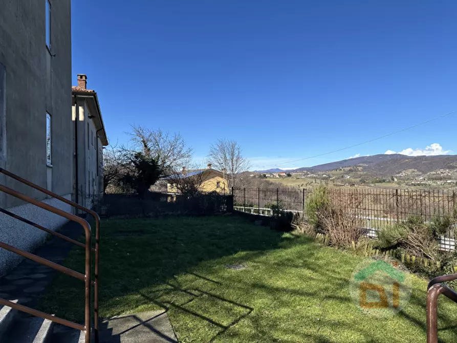 Immagine 18 di Appartamento in vendita  in località sovenza 19 a San Floriano Del Collio