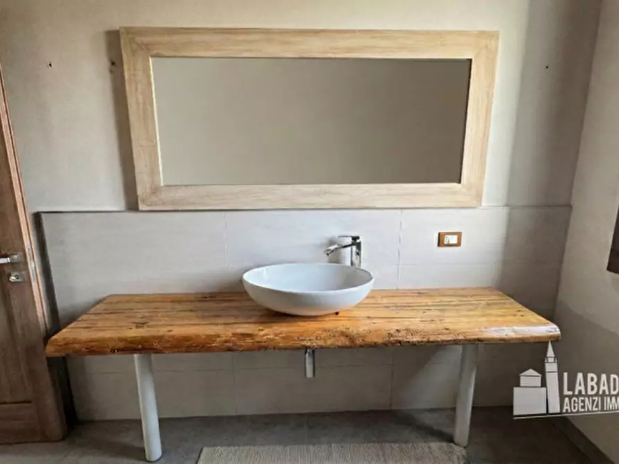 Immagine 4 di Villa in vendita  in Via Arzaron 9 a Lendinara