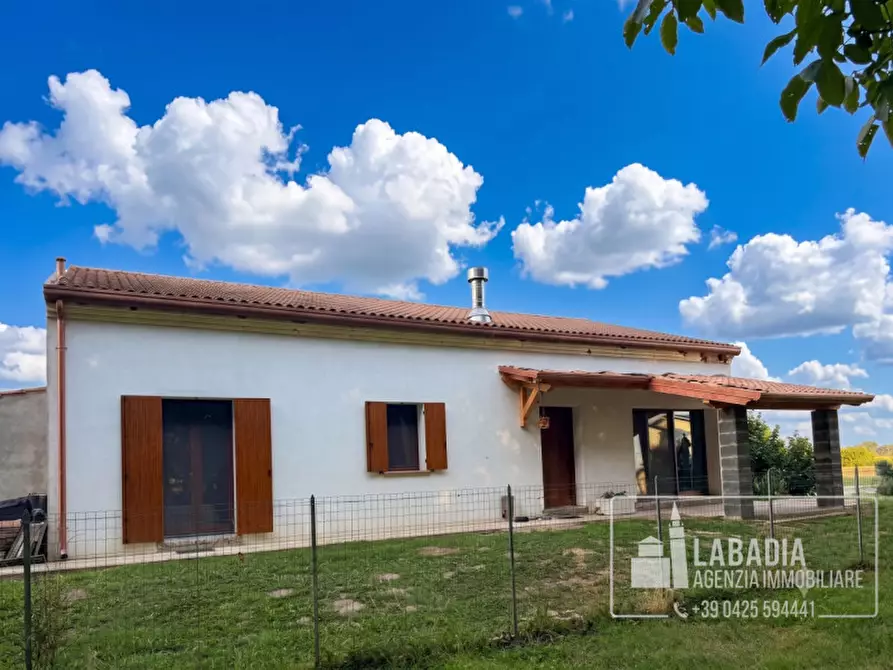 Immagine 13 di Villa in vendita  a Lendinara