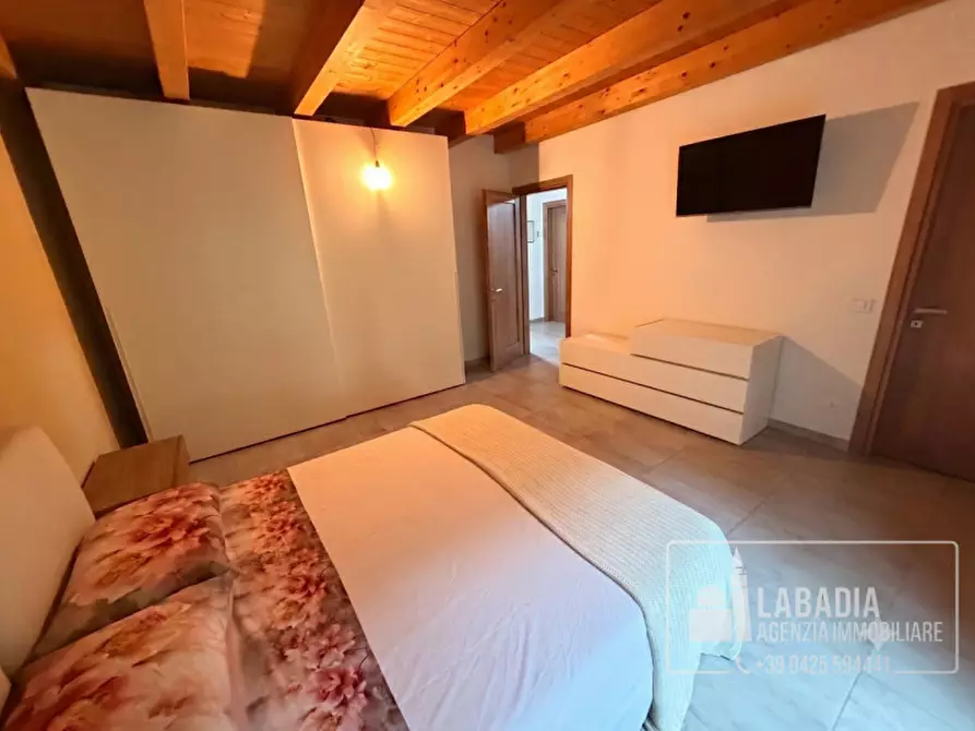 Immagine 17 di Villa in vendita  a Lendinara